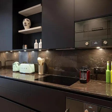 Flat Apartment *